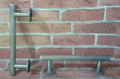 มือจับประตูทองเหลือง