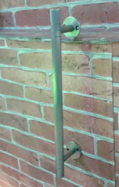 มือจับประตูทองเหลือง