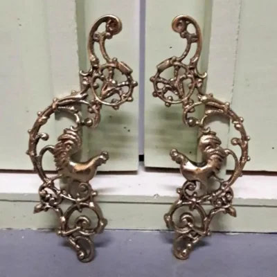 มือจับประตูทองเหลือง