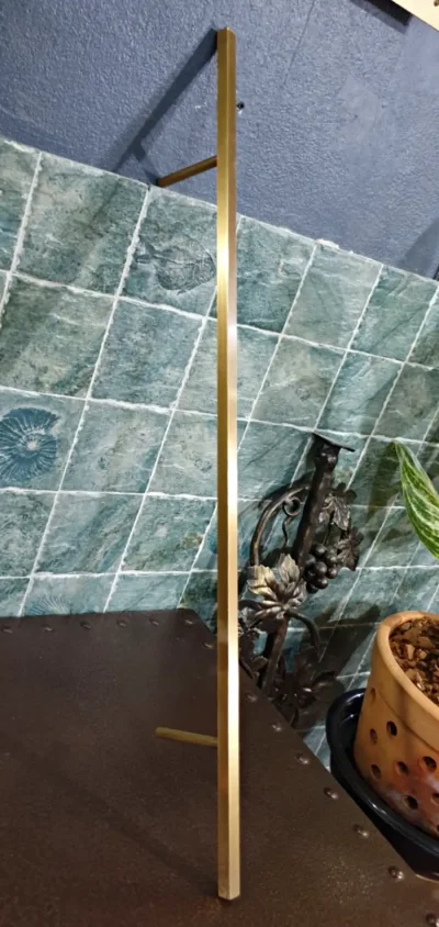 มือจับประตูทองเหลือง