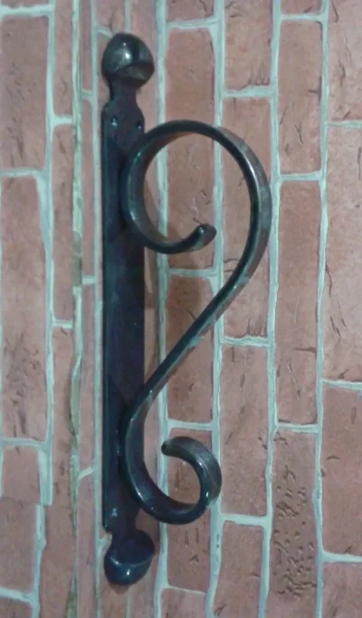 มือจับประตูเหล็ก