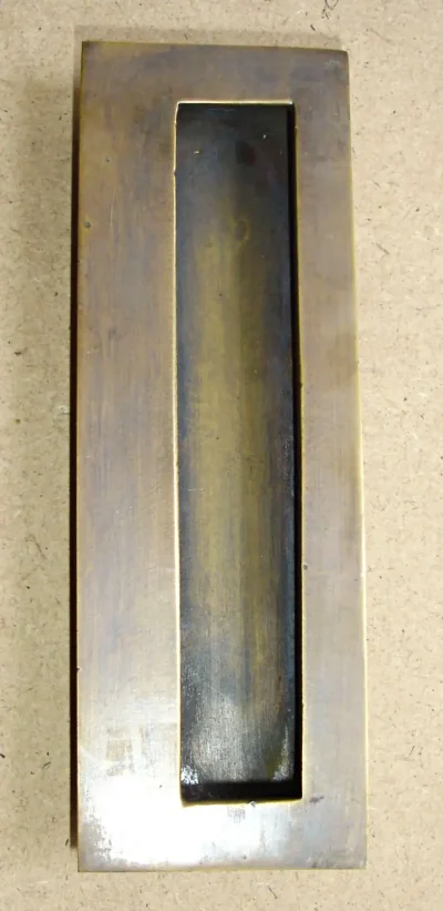 มือจับประตูทองเหลือง