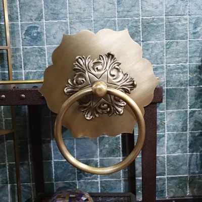 มือจับทองเหลืองแบบมีห่วง