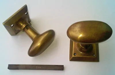 ลูกบิดประตูทองเหลือง