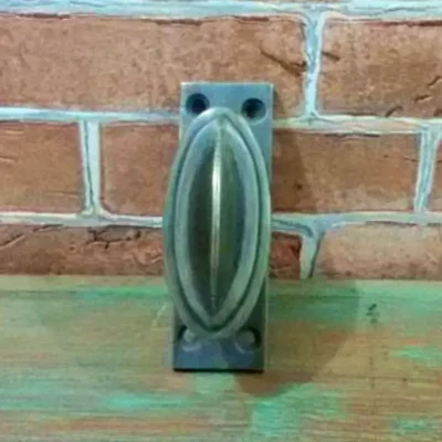 มือจับหน้าต่างทองเหลือง