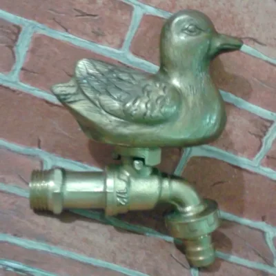 ก๊อกน้ำทองเหลือง