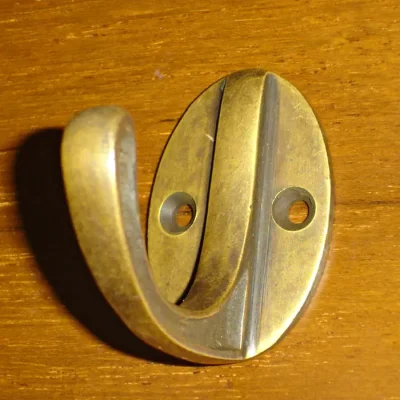 ขอแขวนทองเหลือง U.069