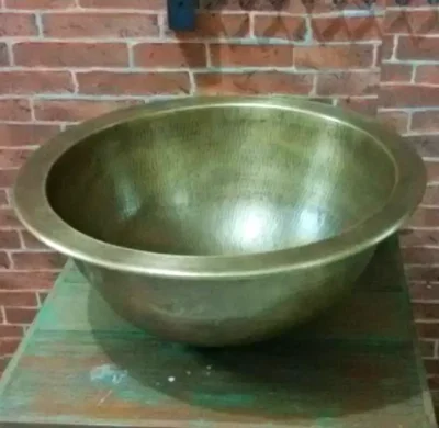 อ่างล้างหน้าทองเหลือง