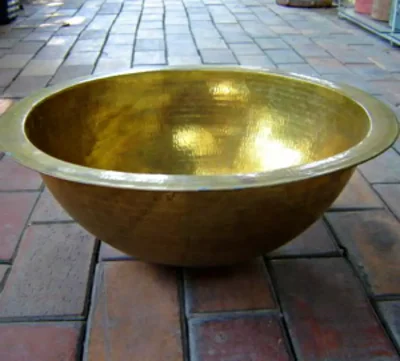 อ่างล้างหน้าทองเหลือง