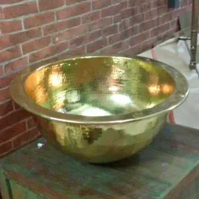 อ่างล้างหน้าทองเหลือง