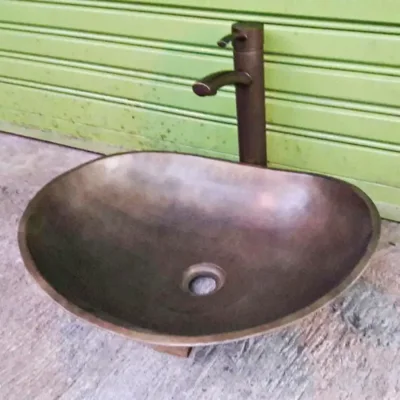 อ่างล้างหน้าทองเหลือง