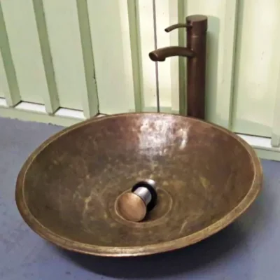 อ่างล้างหน้าทองเหลือง