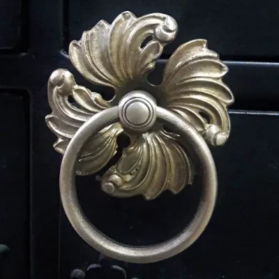 มือดึงประตูทองเหลืองแบบมีห่วง