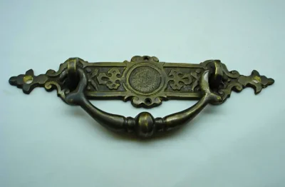 มือดึงบานตู้ทองเหลืองแบบมีห่วง