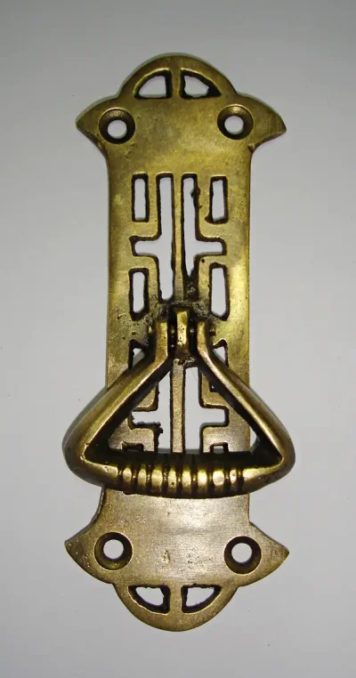 มือดึงบานตู้ทองเหลืองแบบห้อย