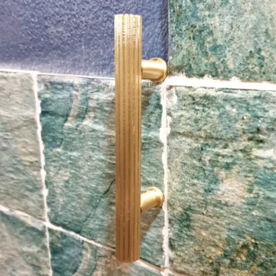 มือจับบานตู้ทองเหลือง