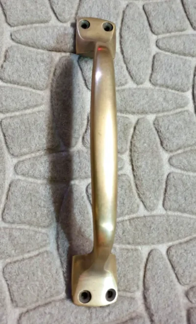 มือจับบานตู้ทองเหลือง