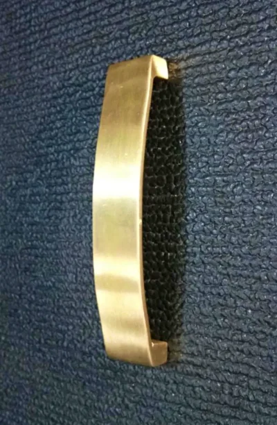 มือจับบานตู้ทองเหลือง