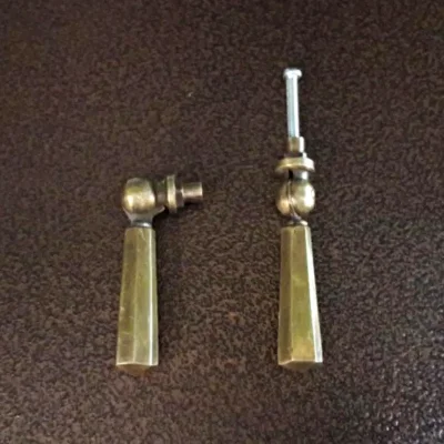 มือดึงบานตู้ทองเหลืองแบบก้าน