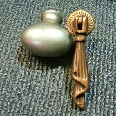 ปุ่มจับบานตู้ทองเหลือง