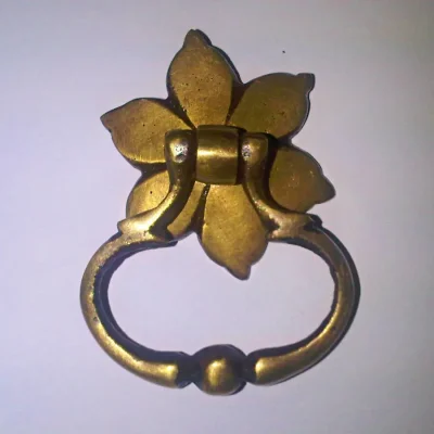 มือดึงทองเหลืองแบบมีห่วง