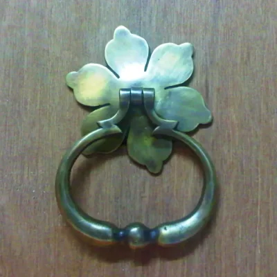 มือดึงทองเหลืองแบบมีห่วง