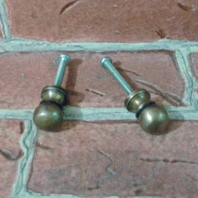 ปุ่มจับบานตู้ทองเหลือง