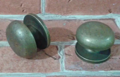 ปุ่มจับบานตู้ทองเหลือง