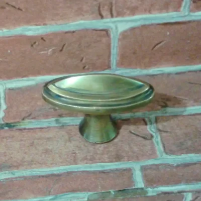 ปุ่มจับบานตู้ทองเหลือง