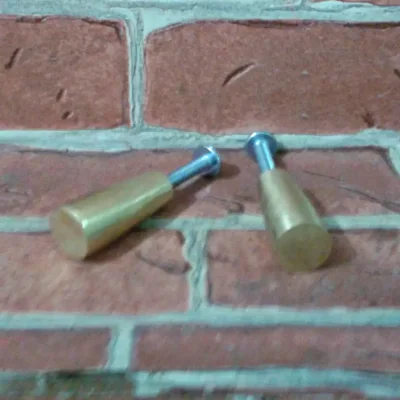 ปุ่มจับบานตู้ทองเหลือง