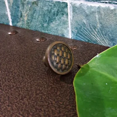 ปุ่มจับบานตู้ทองเหลือง