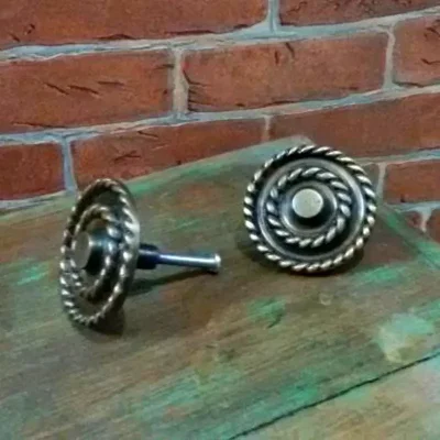 ปุ่มจับบานตู้ทองเหลือง