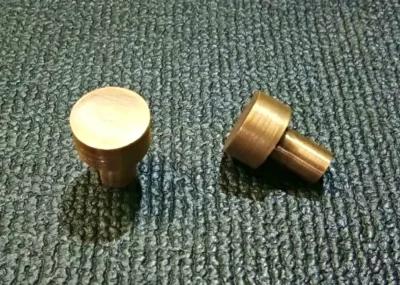 ปุ่มจับบานตู้ทองเหลือง