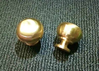 ปุ่มจับบานตู้ทองเหลือง