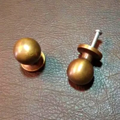 ปุ่มจับบานตู้ทองเหลือง