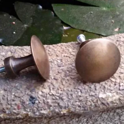 ปุ่มจับบานตู้ทองเหลือง