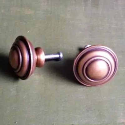 ปุ่มจับบานตู้ทองเหลือง