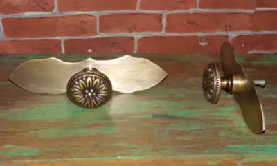 ปุ่มจับบานตู้ทองเหลือง