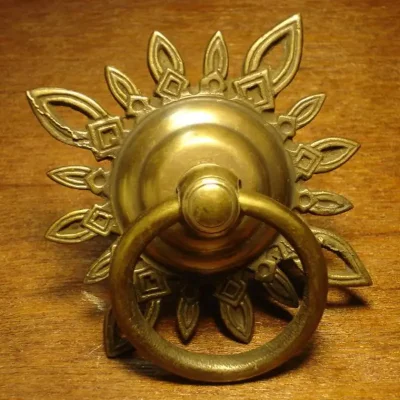 มือดึงบานตู้ทองเหลืองแบบมีห่วง