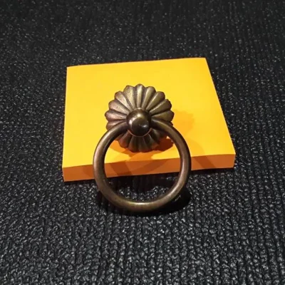 มือดึงบานตู้ทองเหลืองแบบมีห่วง