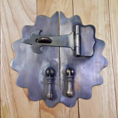 กลอนล็อกทองเหลืองโบราณ