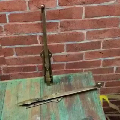 กลอนล็อกทองเหลืองโบราณ