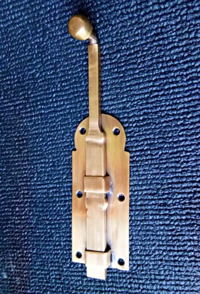 กลอนล็อกทองเหลืองโบราณ