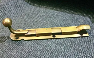 กลอนล็อคทองเหลืองโบราณ