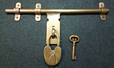 กลอนล็อกทองเหลืองโบราณ