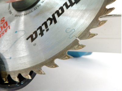 MAKITA เครื่องเลื่อยไฟฟ้า รุ่น 5838CBA (Obsolete)