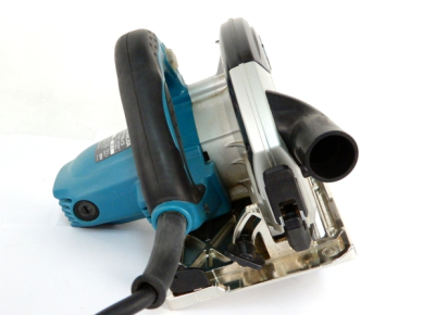 MAKITA เครื่องเลื่อยไฟฟ้า รุ่น 5838CBA (Obsolete)