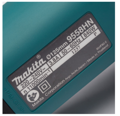 MAKITA เครื่องเจียร์ไฟฟ้า 5" รุ่น 9558HN