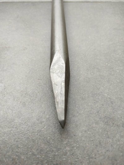 ดอกสกัดปลายแหลม SDS-MAX ขนาด 18x400mm. (chisel point)