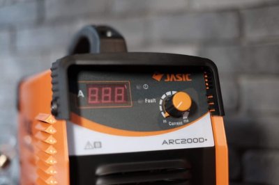 ตู้เชื่อมไฟฟ้า รุ่น JASIC ARC200 (KT-J019-ARC200)